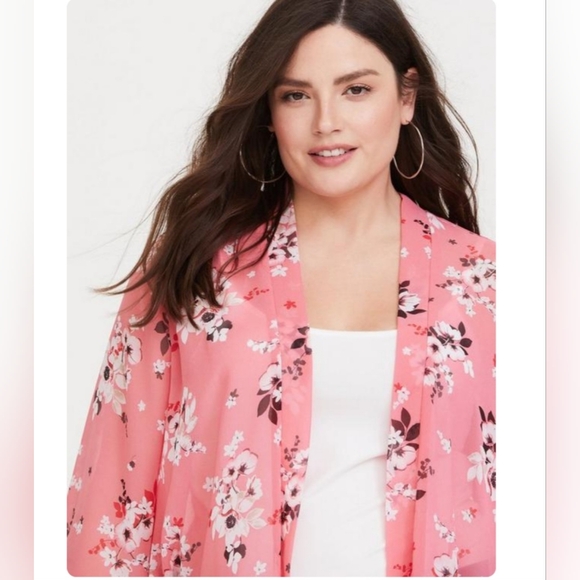 Torrid chiffon floral kimono size 3/4 pink cherry blossom print - Picture 14 of 14